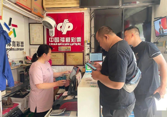 新澳門今晚開獎結(jié)果 開獎,深入分析定義策略_挑戰(zhàn)款99.759