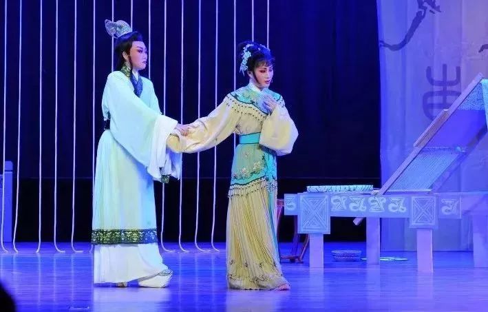 輪臺縣劇團(tuán)新項(xiàng)目，傳統(tǒng)與現(xiàn)代融合的藝術(shù)探索之旅